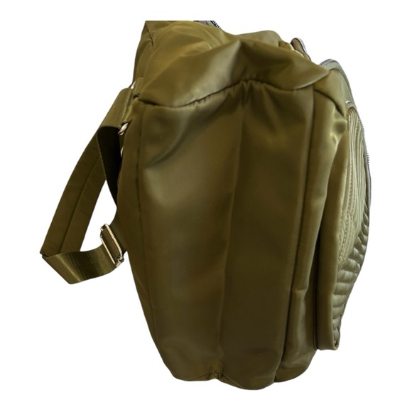 BMVMB Green Lightweight Wear and Water-Resistance Women's Backpack/Purse - Picture 3 of 11